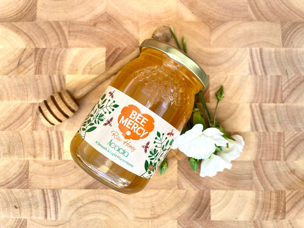 Raw Acacia Honey – unpasteurised natural honey jar